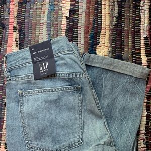 NWT GAP distressed girlfriend jeans eco blend
